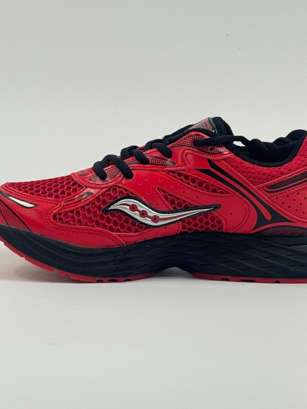 Saucony Omni 9 GS 'Red Black' SYF25AAM Multi Size - Picture 2 of 16